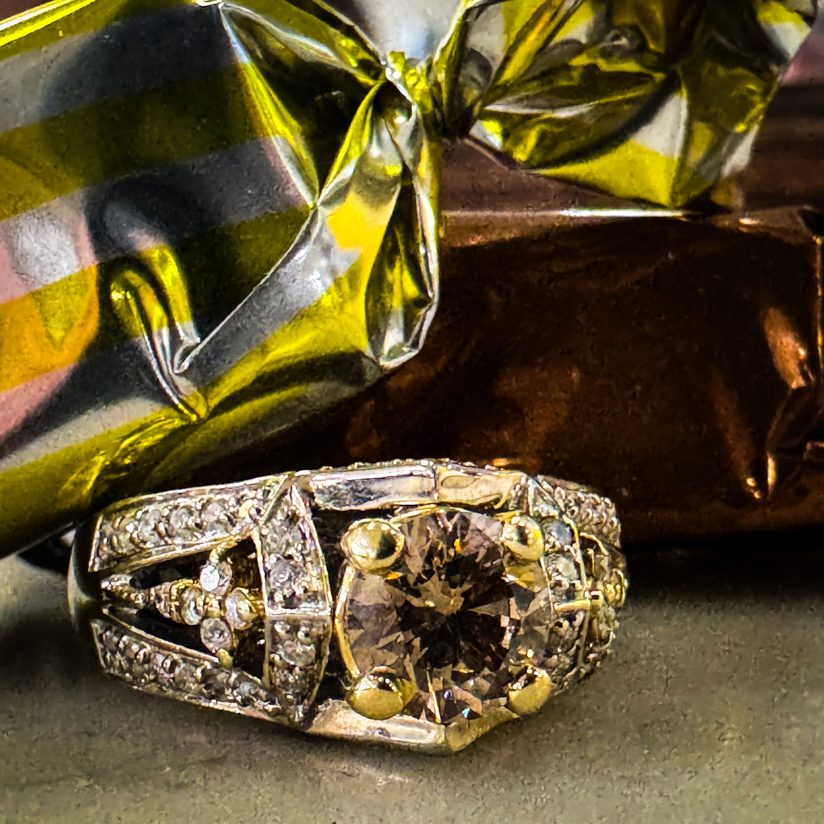 Chocolate Round Diamond Two Toned Ring
