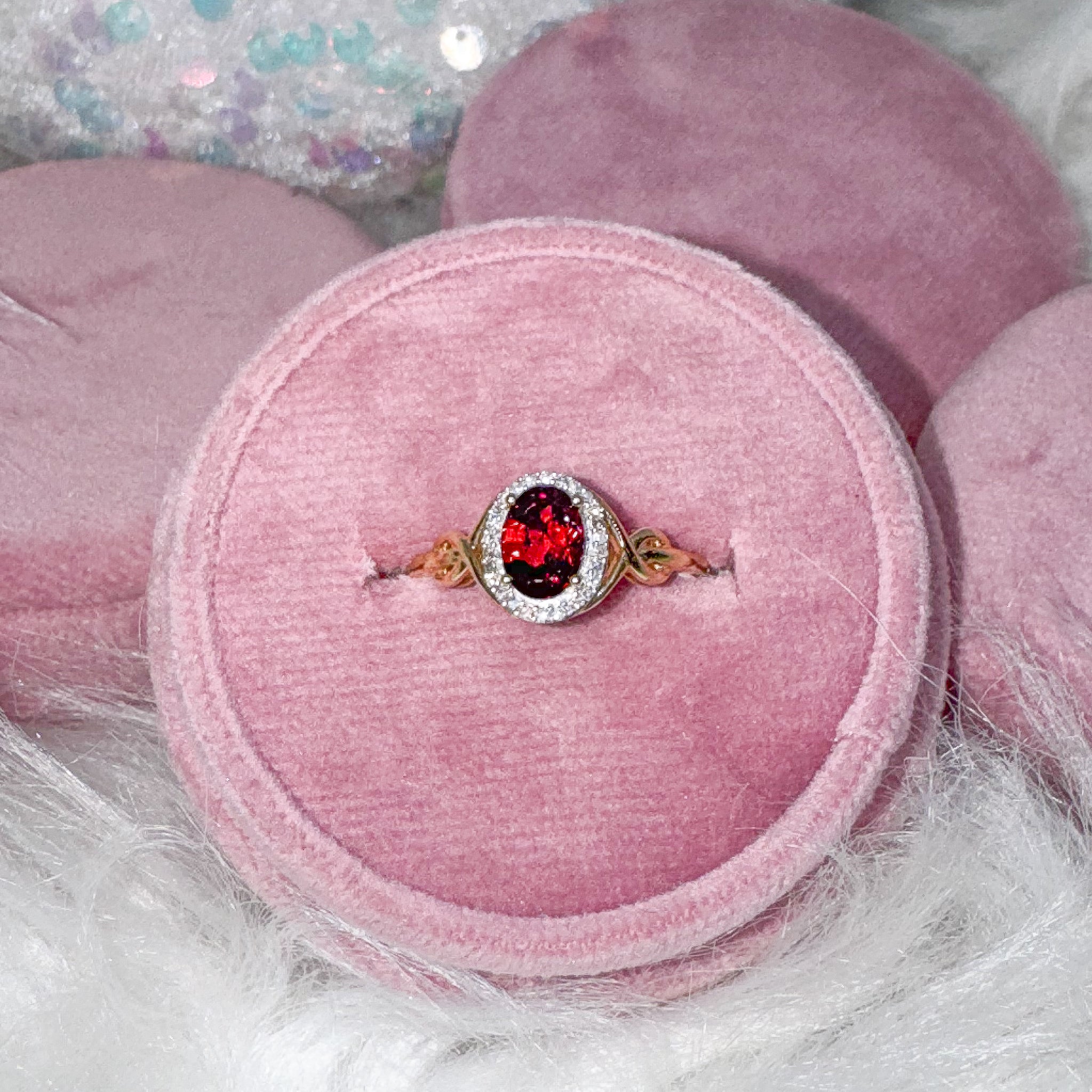 Yellow Gold Twist Garnet & Diamond Ring