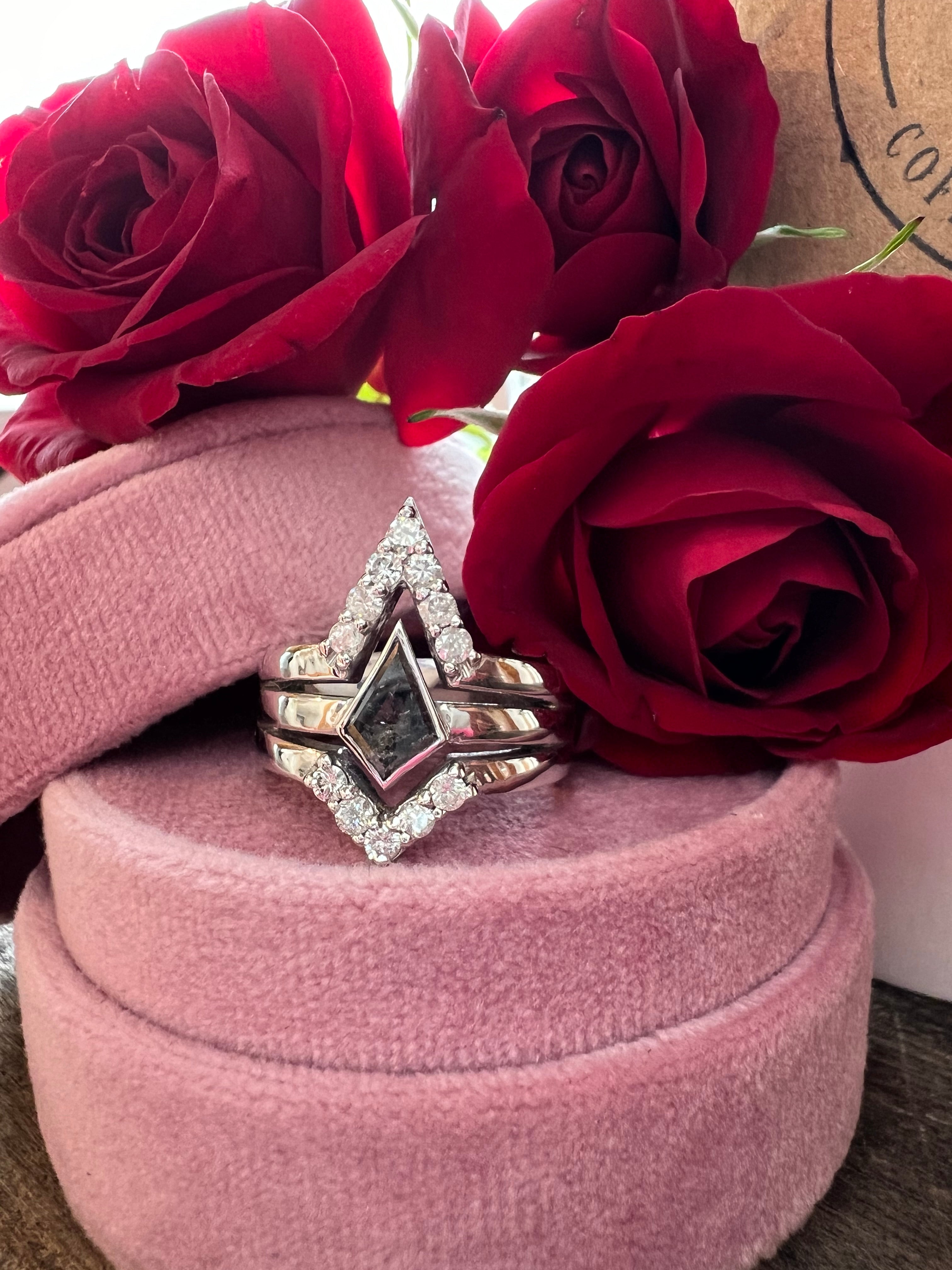 Salt & Pepper Kite Diamond